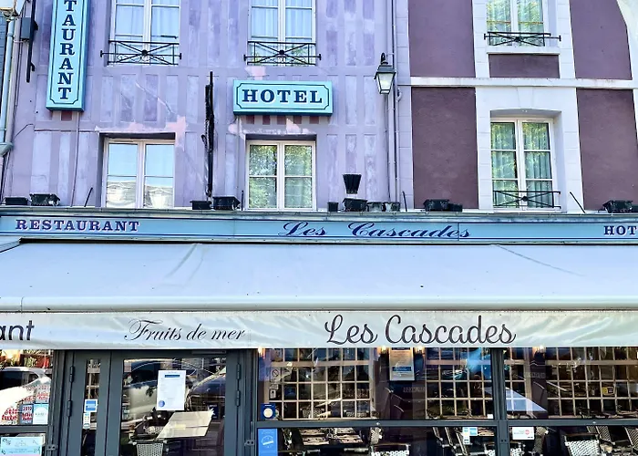 Les Cascades - De Charme 호텔 3*