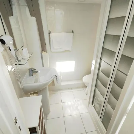 Les Cascades - De Charme Hotell 3*