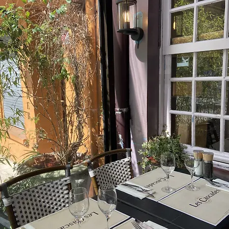 Les Cascades - De Charme 3*