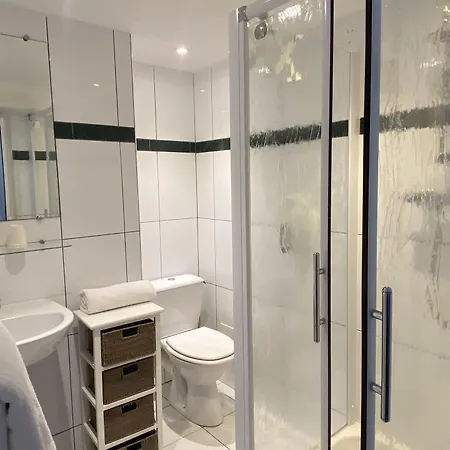 Hotell Les Cascades - De Charme Honfleur